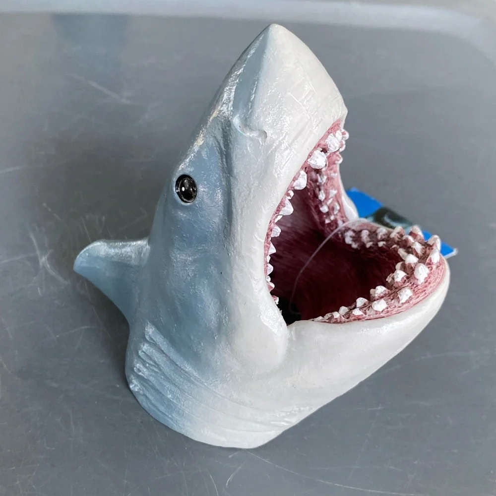 N/A jaws swim